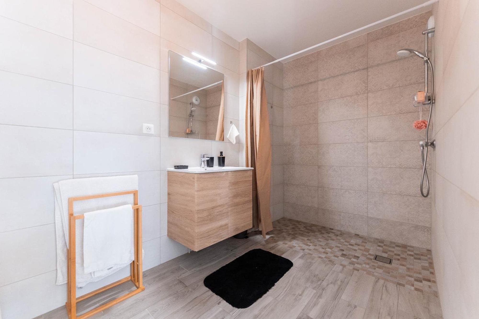 Les Jardins De La Semme Apartment Colmar Exterior photo